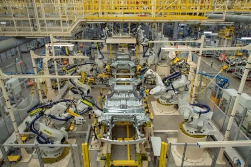 人民日報點贊極氪5G智慧工廠，智能制造與互聯網服務融合樹立新標桿